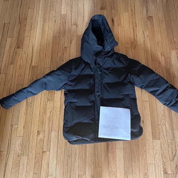 Canada goose Macmillan parka black label, size L 9.5/10 - Picture 1 of 8